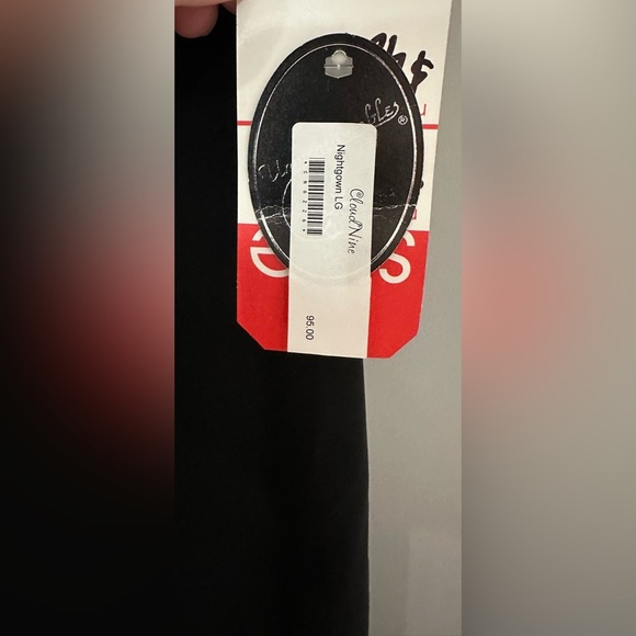 Women’s Nightgown- Size Large - Picture 3 of 9